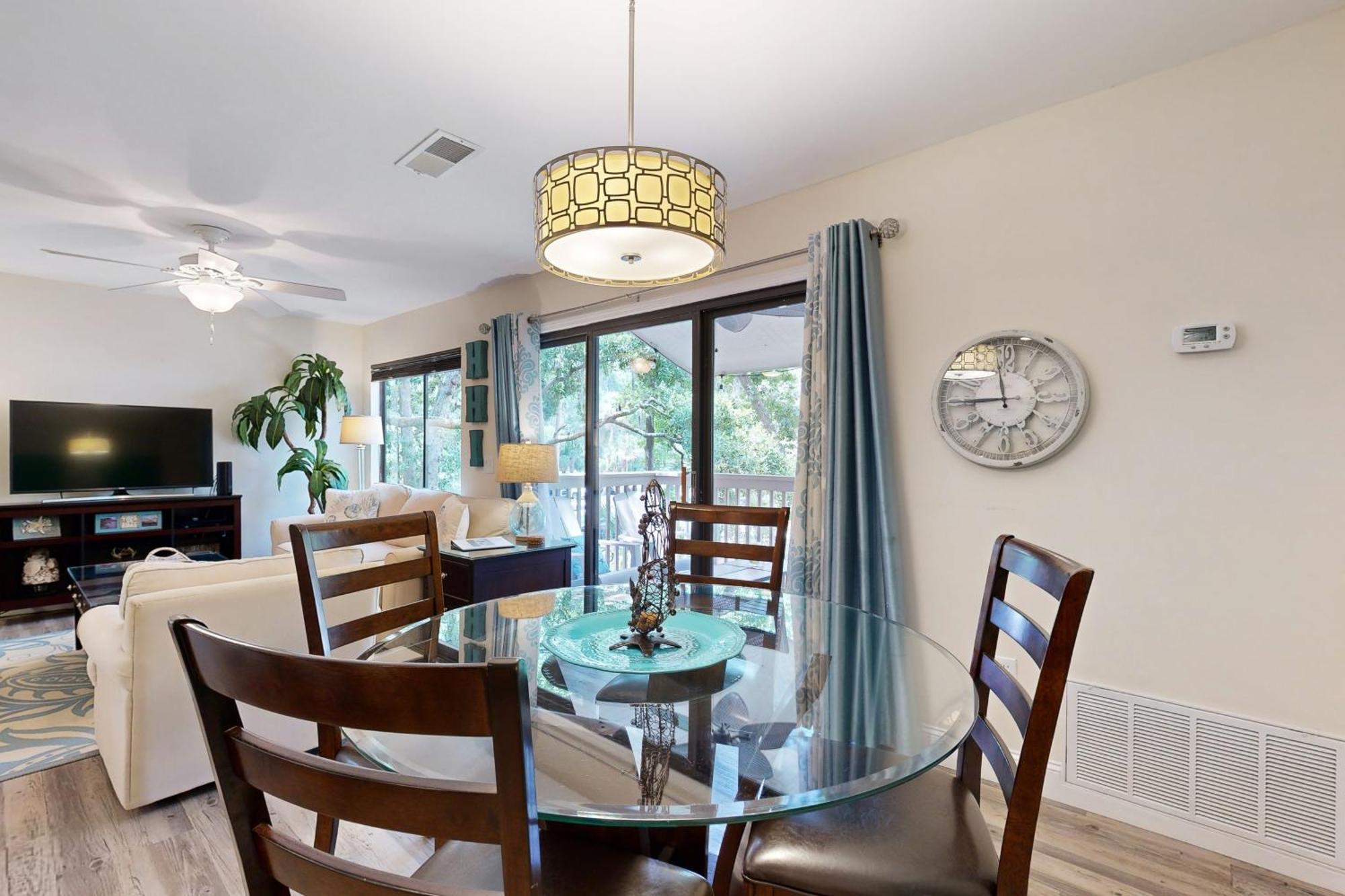 Forest Gardens Hilton Head Island Room photo